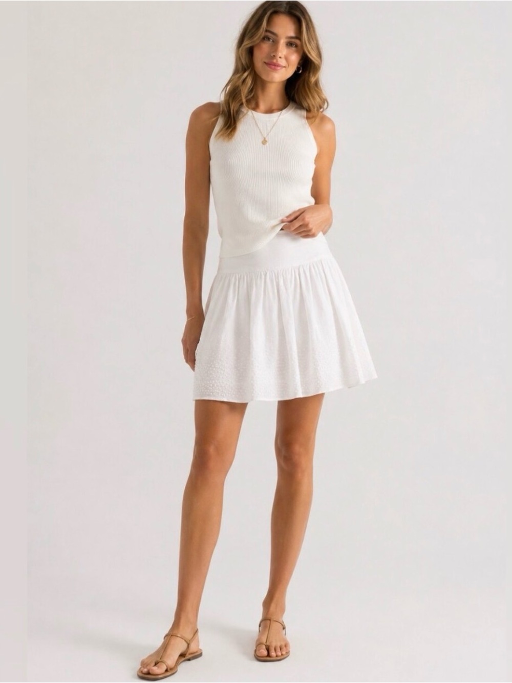 Club Monaco White Swiss Dot Cotton Mini Skirt Size 0 A-Line Feminine Summer EUC